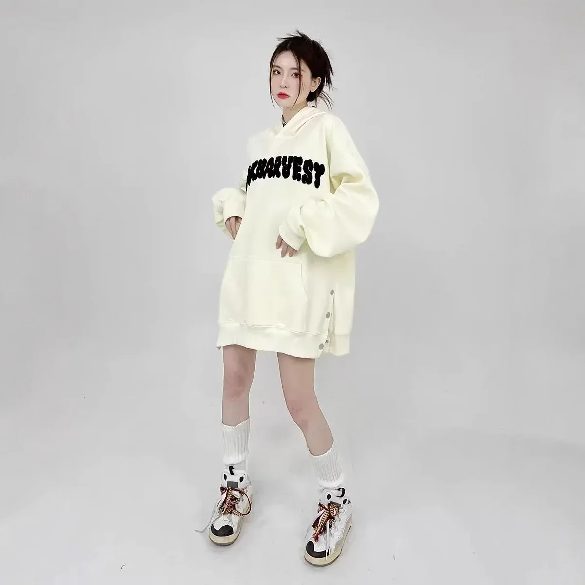 سترة نسائية بغطاء للرأس بأكمام طويلة على طراز الشارع، سترة نسائية فضفاضة عصرية كاجوال من ألياف البوليستر مطبوعة بأكمام كاملة #1