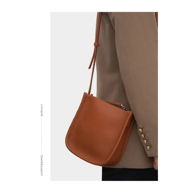 高級でおしゃれな女性用おむつバッグ、クロスボディハンドバッグ、デザイナーミニマリストトートバッグ、ヴィンテージエレガント、大容量レザー