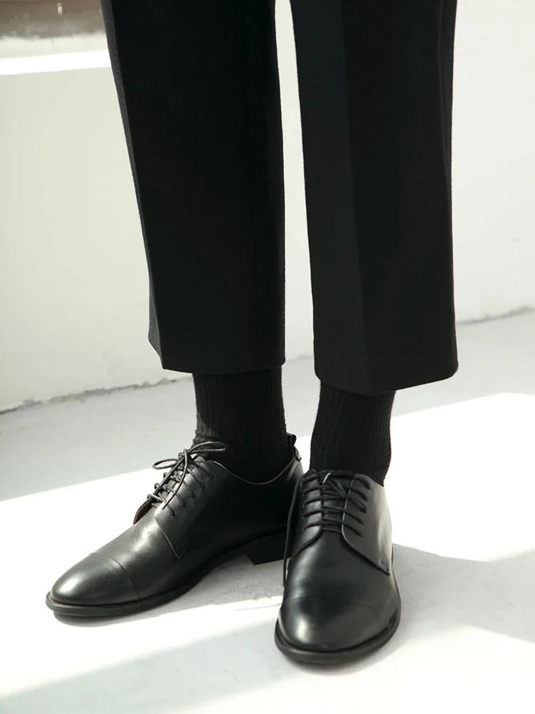 Spodnie robocze Noxular Authentic Basic Cotton, krój slim fit, proste nogawki, spodnie codzienne, styl koreański, dojazdy do pracy, modne długie spodnie.