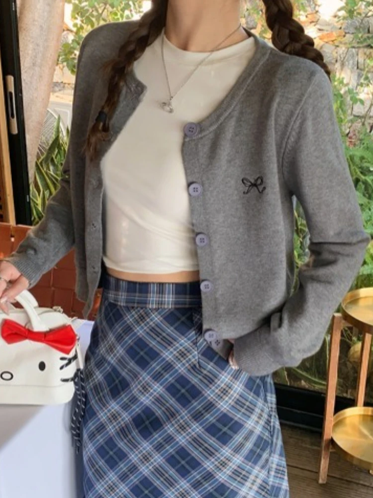 Thumbnail 4 - #34 Cropped Knit Sweaters Comparison Guide