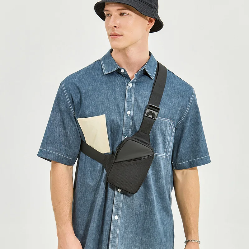 Men Waterproof Sling Chest Pack Fashion Small Black Crossbody Shoulder Zipper Bag Travel Workout Handbag Messanger Bag for Men