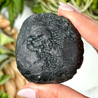 1pc Tektite Raw Meteorite Rock Crystal - High-Quality Bulk Natural Black Tektite Stones, Divine Fire Pearl Impact Debris, Rare A
