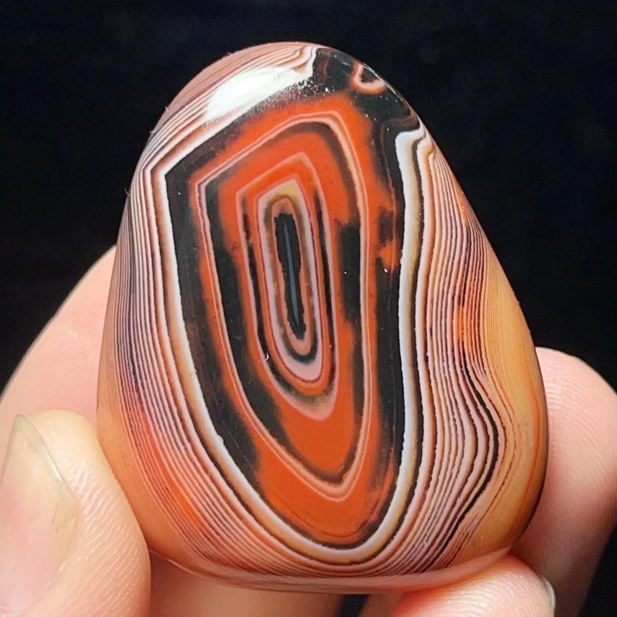 Large Sunset Tone River Stone Banded Agate, Tumbled Polished Stone, Crystal Display, Natural Stone, Table Display, Desk Decor