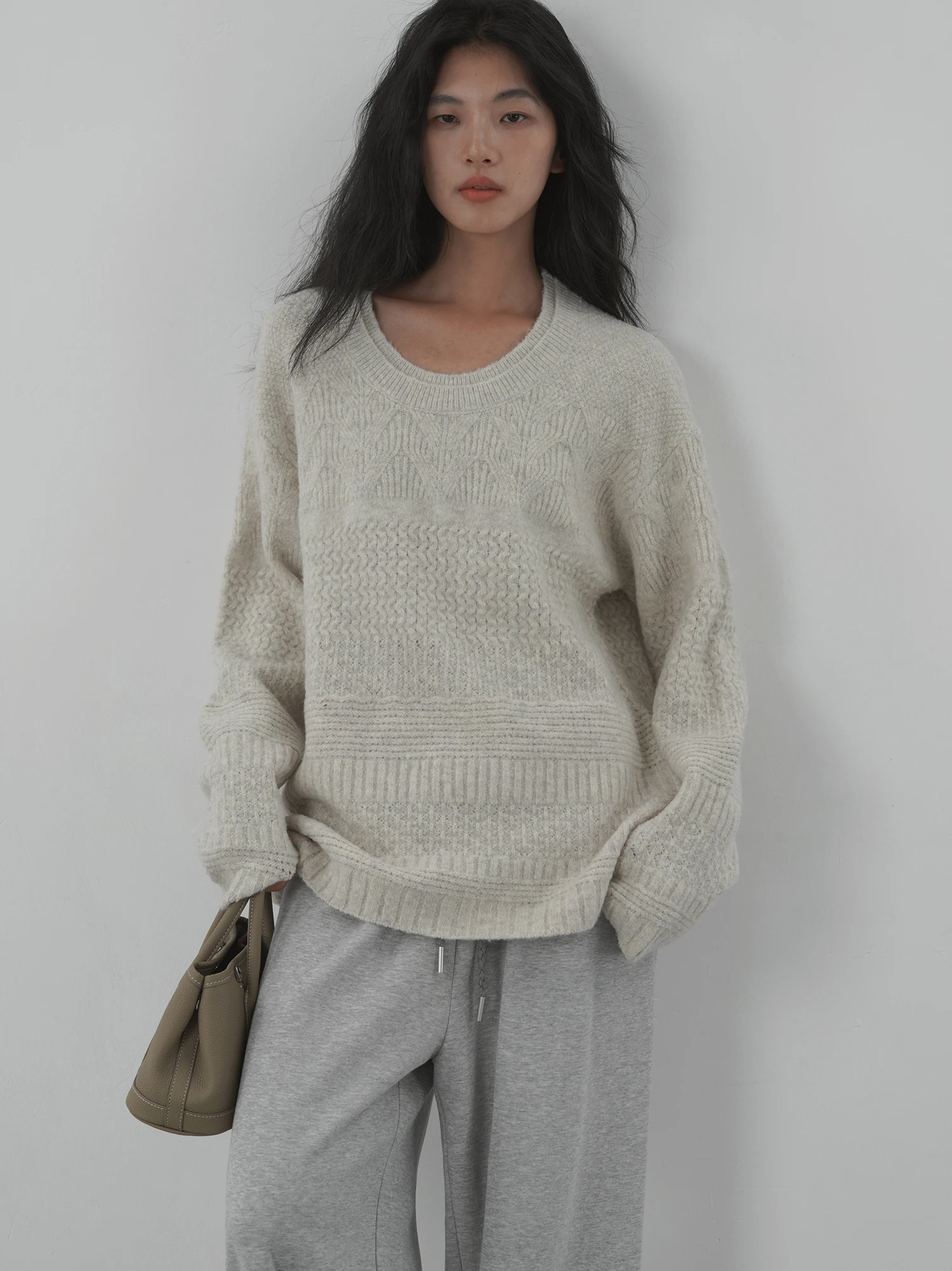 

EIGHTHMONTH Ранняя осень Ленивая текстура Вязаный свитер Женский свободный тонкий круглый Ne Long Sve Накладной волокно из полиэфирного волокна