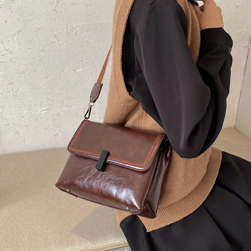 Small PU Leather Crossbody Bags For Women Classic Trend Broad strap Shoulder bags vintage Female Handbags Lady Hand Bag