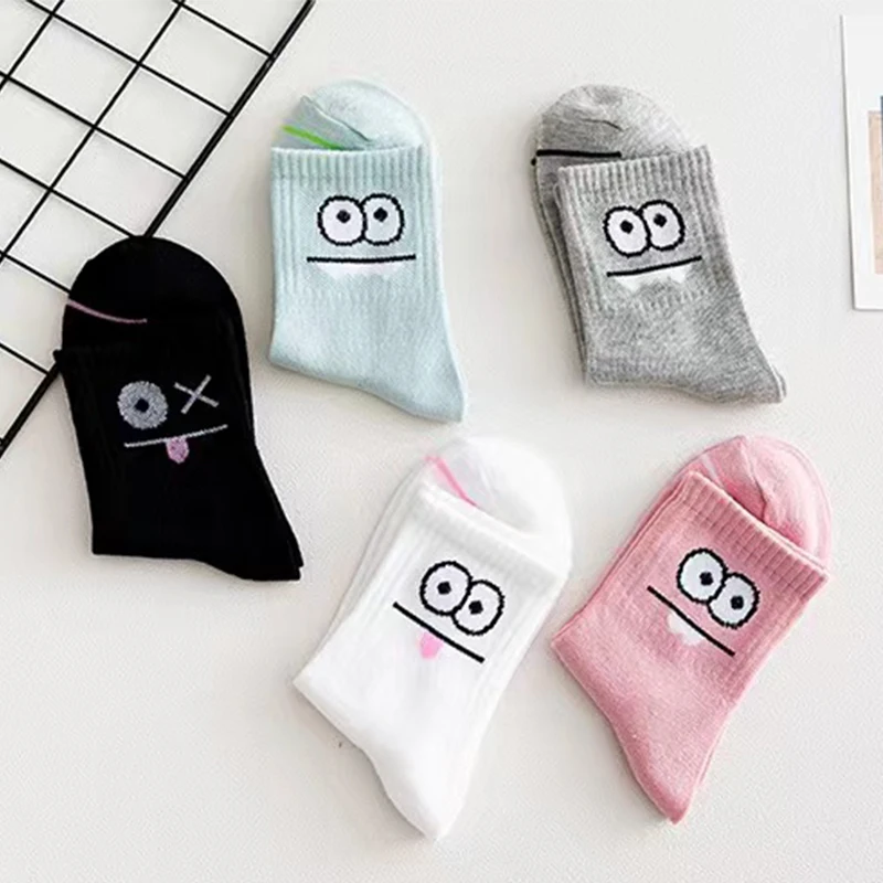 Niedliche Socken mit Ausdruck, 5 Paar – bequeme, reichhaltige Baumwoll-Crew-Socken mit mittlerer Wade, lustige All-Match-Freizeitsocken für Damen