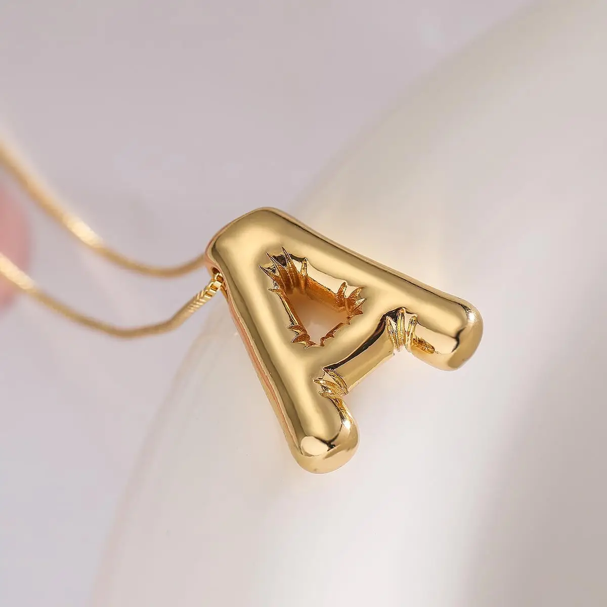 Золотые первоначальные ожерелья для модных вещей, кулон с пузырьковой буквой, ожерелье, золотые украшения, подарки на день рождения для женщин, подростков, ее мамы, Sis