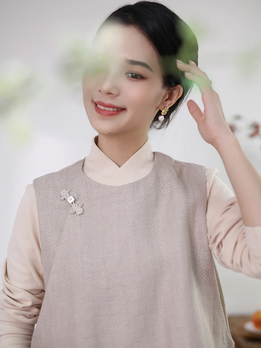 

Художественный ретро-жилет из льна с вышивкой, женский, весенне-осенний, свободного кроя, с круглым вырезом, без рукавов, в традиционном китайском стиле