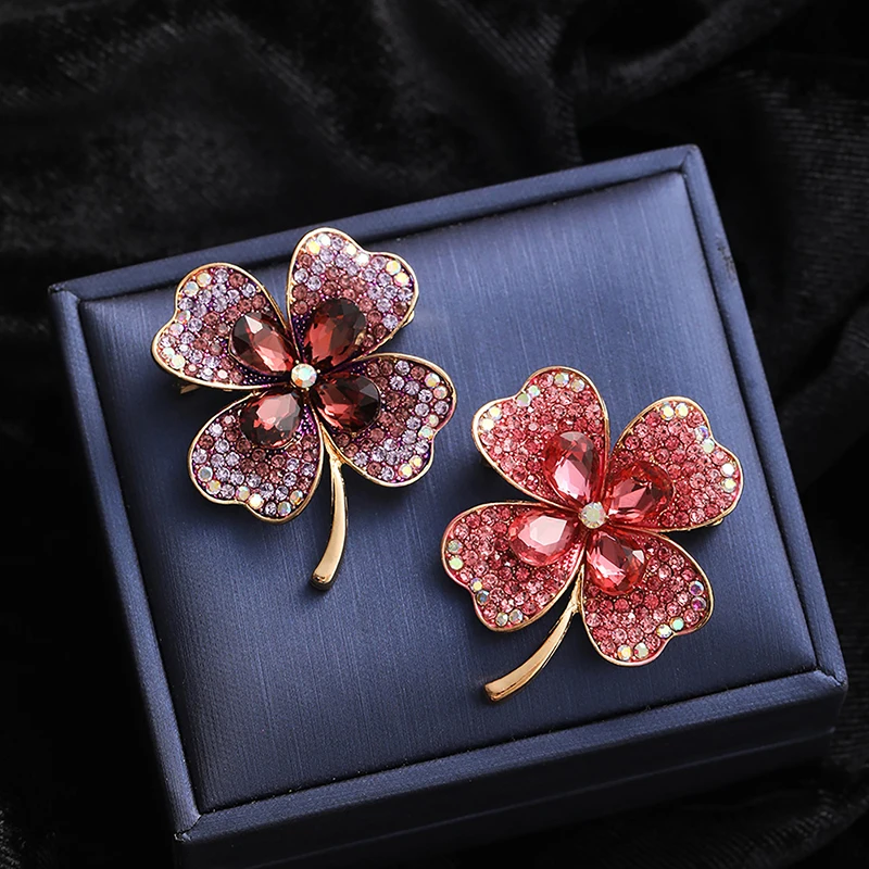 Fashion Rhinestone Clover Brooches Women Clothing Coat Jewelry Party Accessories