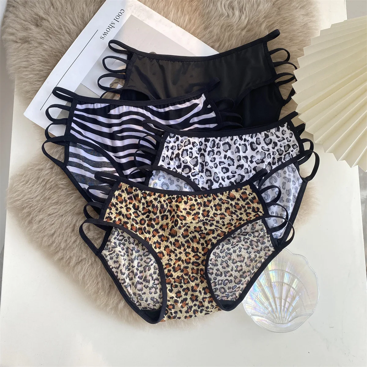 Four Piece Ladies Fashion Leopard Mesh Women\'s Panties Stretchy Comfortable Multicolor Four Piece Mix and Match Set