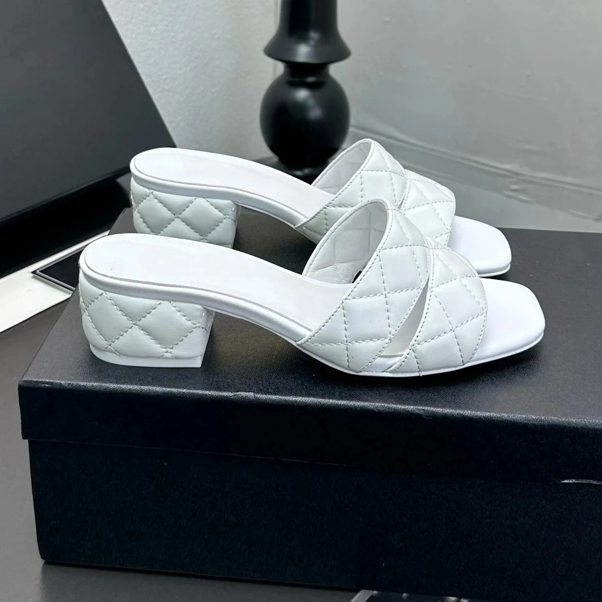 Newest Summer Genuine Leather Open-Toe Mid Heel Woman Slippers Sewing Mules Slides Beach Shoes Outdoor Slippers Sapato Feminino