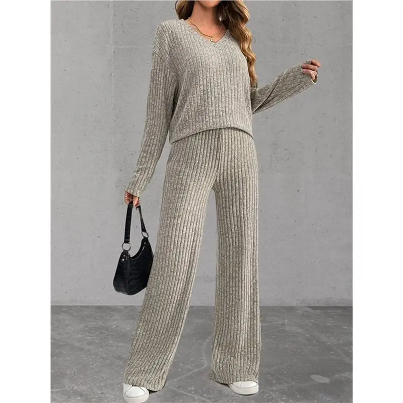 ชุดลำลองสองชิ้นสำหรับผู้หญิง ผ้าริบเนื้อนุ่ม สไตล์แฟชั่น สำหรับฤดูใบไม้ร่วง/ฤดูหนาว เหมาะสำหรับใส่ที่บ้าน