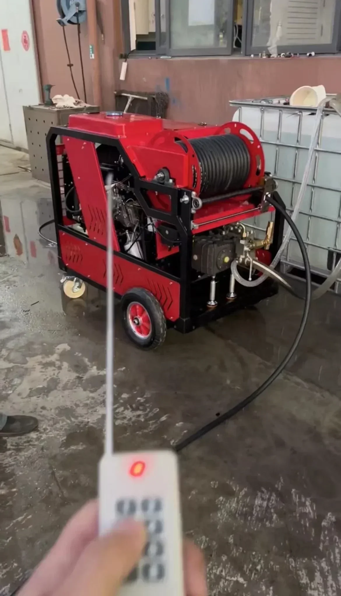 

'Water Channel Jet Machine, Wireless Remote Control, High-Pressure Pipeline Dredging Machine
