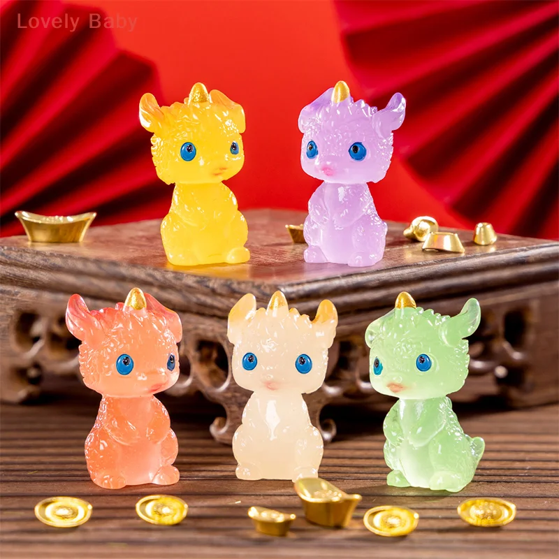 【BBS】Mini Lichtgevende Dierenriem Draak Beeldje Simulatie Loong Ornament Micro Landschap Auto Interieur Thuis Desktop Decoratie