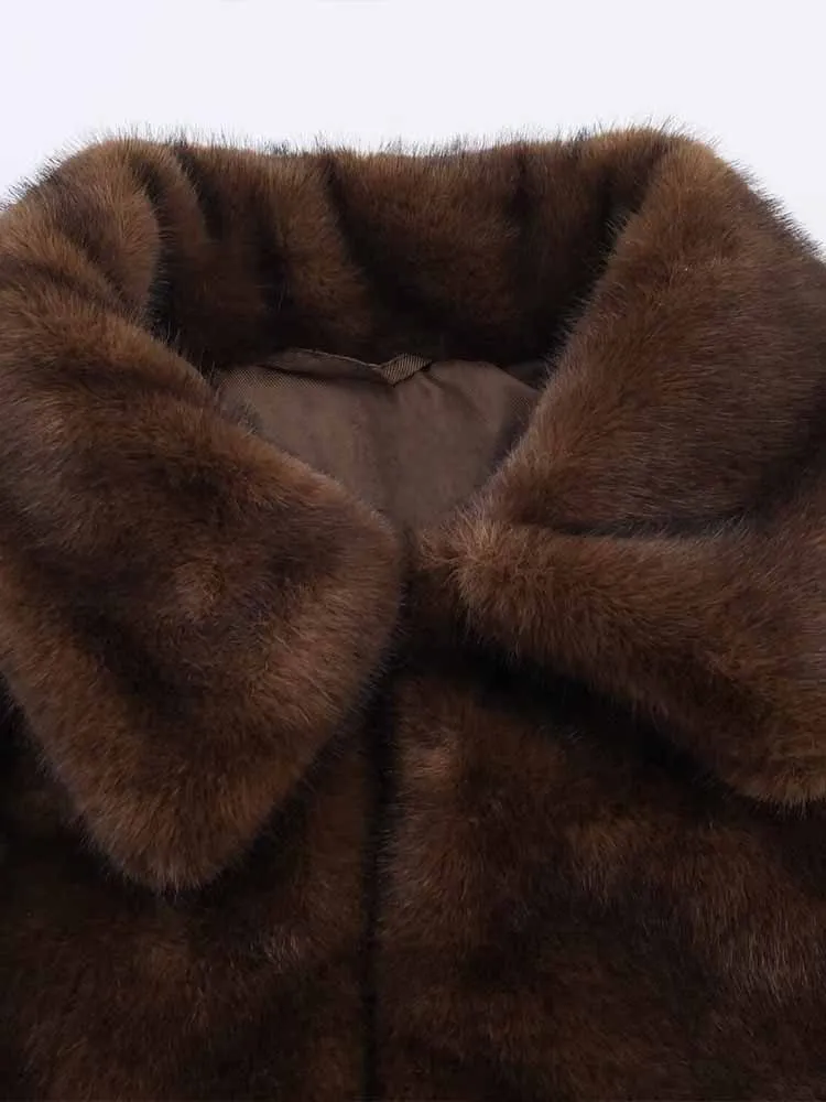 유럽 및 미국 스타일 가을 겨울 신상 패션 트렌드 여성용 루즈핏 다용도 인조 퍼 효과 재킷 코트