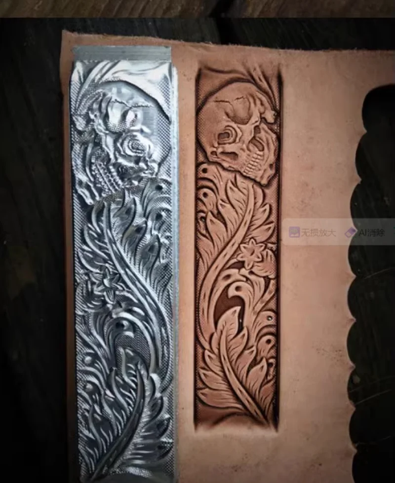 

Штамп для тиснения кожи из алюминиевого сплава с арабескными и 3D-узорами черепа, бесшовная повторная конструкция для инструментов для штамповки ремня (15.5x3 см)