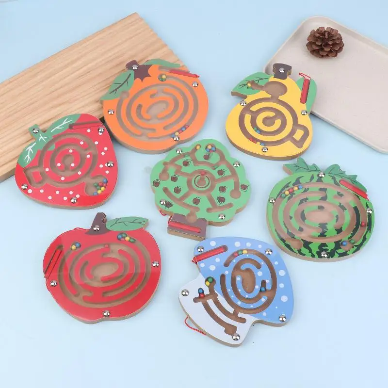 

Магнитная игрушка-лабиринт с магнитными шариками, деревянная, развивающая игрушка для раннего детства, подарок для детского сада