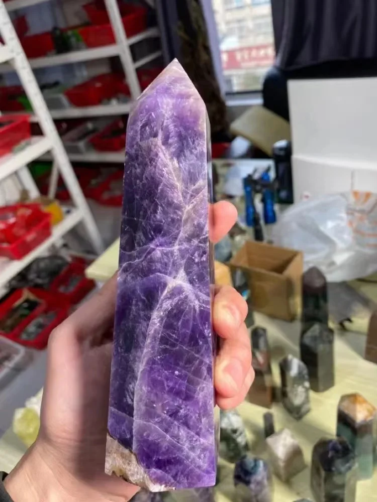 Natural Dream Amethyst Point Crystal Treatment Energy Stone Natural Quartz Home Decoration Reiki Polishing Process Stone Carving