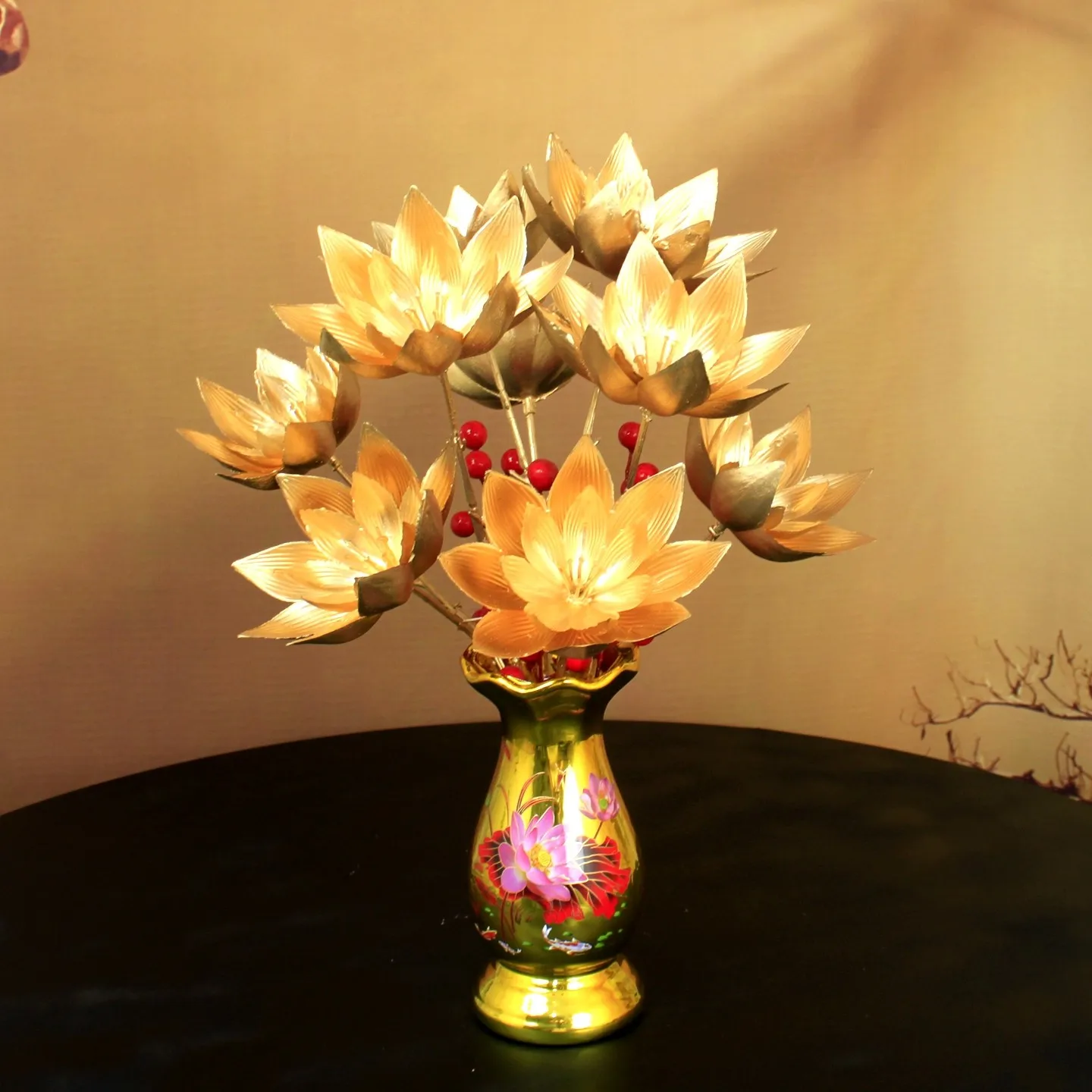 Cz temple dedicated golden lotus fake flowers dedicated flowers  guanyin golden lotus god of wealth in front of the flower