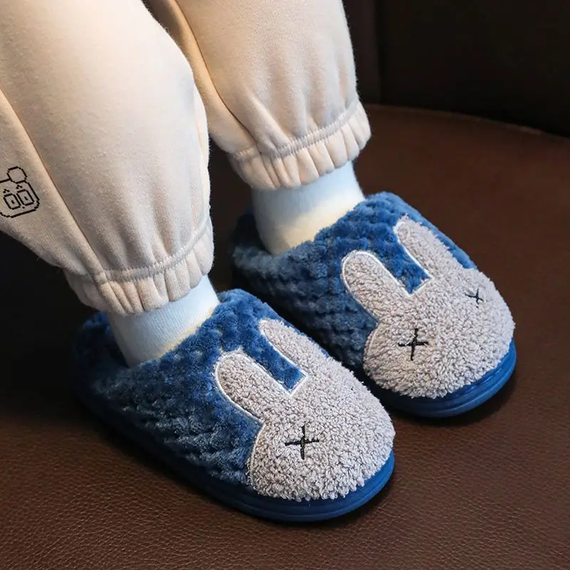 شباشب شتوية للأطفال شباشب قطنية للوالدين والطفل للأولاد والبنات تصميم أرنب لطيف مبطن بالقطيفة أحذية منزلية دافئة غير قابلة للانزلاق #5