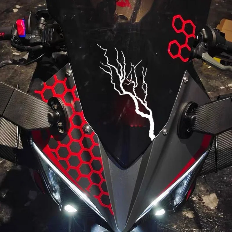 1Pair Creative Lightning Motorcycle Vinyl Decals DIY Scooter Fuel Tank Side Panel Racing Helmet Covers Scratch Protection Sticke