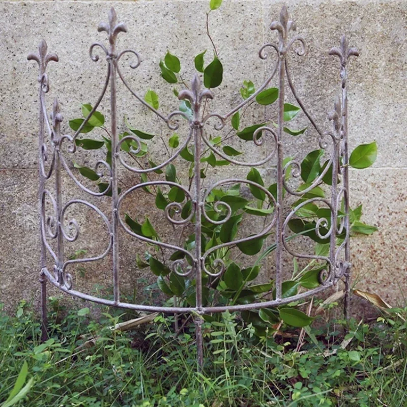 

Vintage Iron Fence Holder Courtyard Semi-circular Fence Partition Clematis Climbing Rattan Frame Garden Old Plant Support Rack