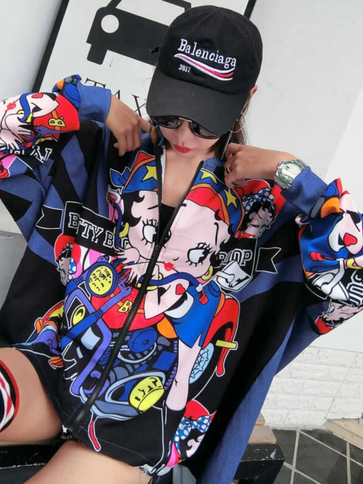 Street Style Cartoon Printed Irregular Front Short Back Length Thin Coats Women 2024 Spring Loose Cardigan Coat Fashion Shirt