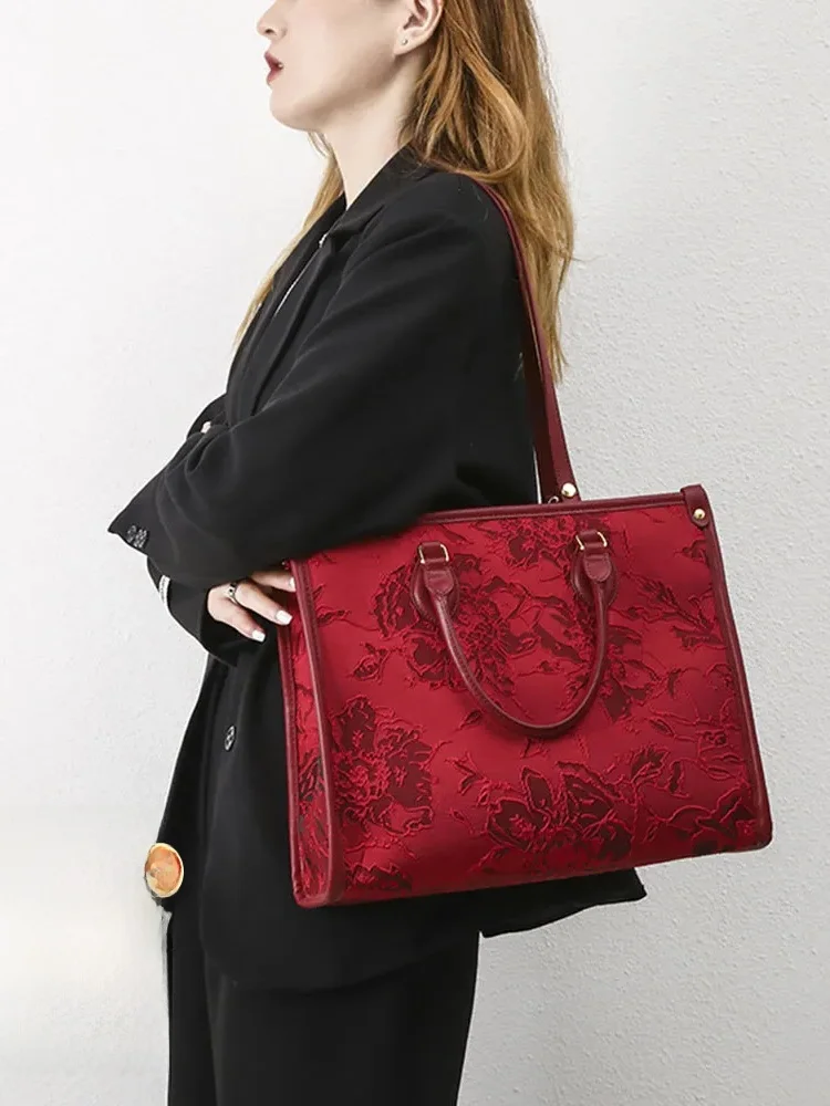 

Ele Red Embroidered Wedding Tote Bag Large Capaci Bridal Handbag Luxury Ethnic Sle Double Handle Zipper Closure Women...