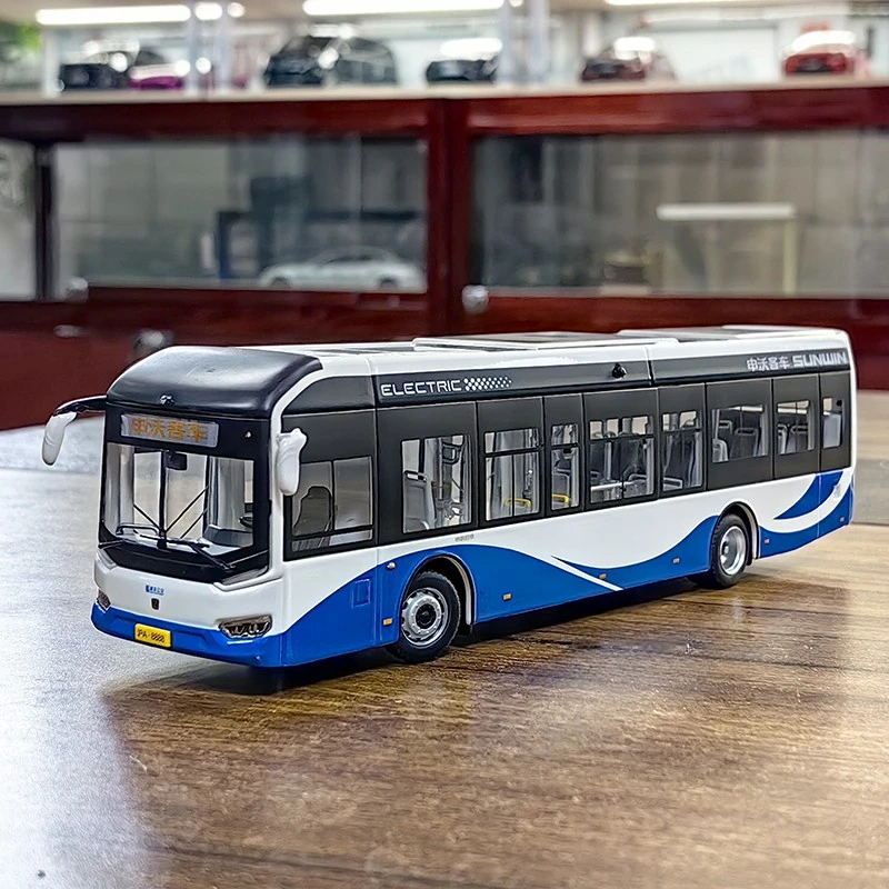 1:50 Bus Model IEV12 Shanghai Pudong Retro Passenger Bus Bus Model Collectible Ornaments