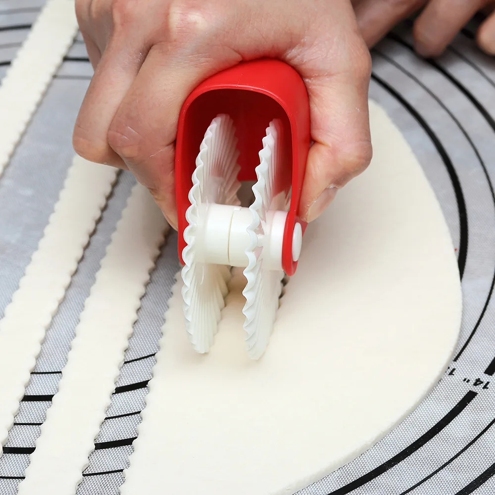 Pizza & Pastry Cutter Wheel – Plastic Roller for Pie Crusts, Pastries & Pizza 3