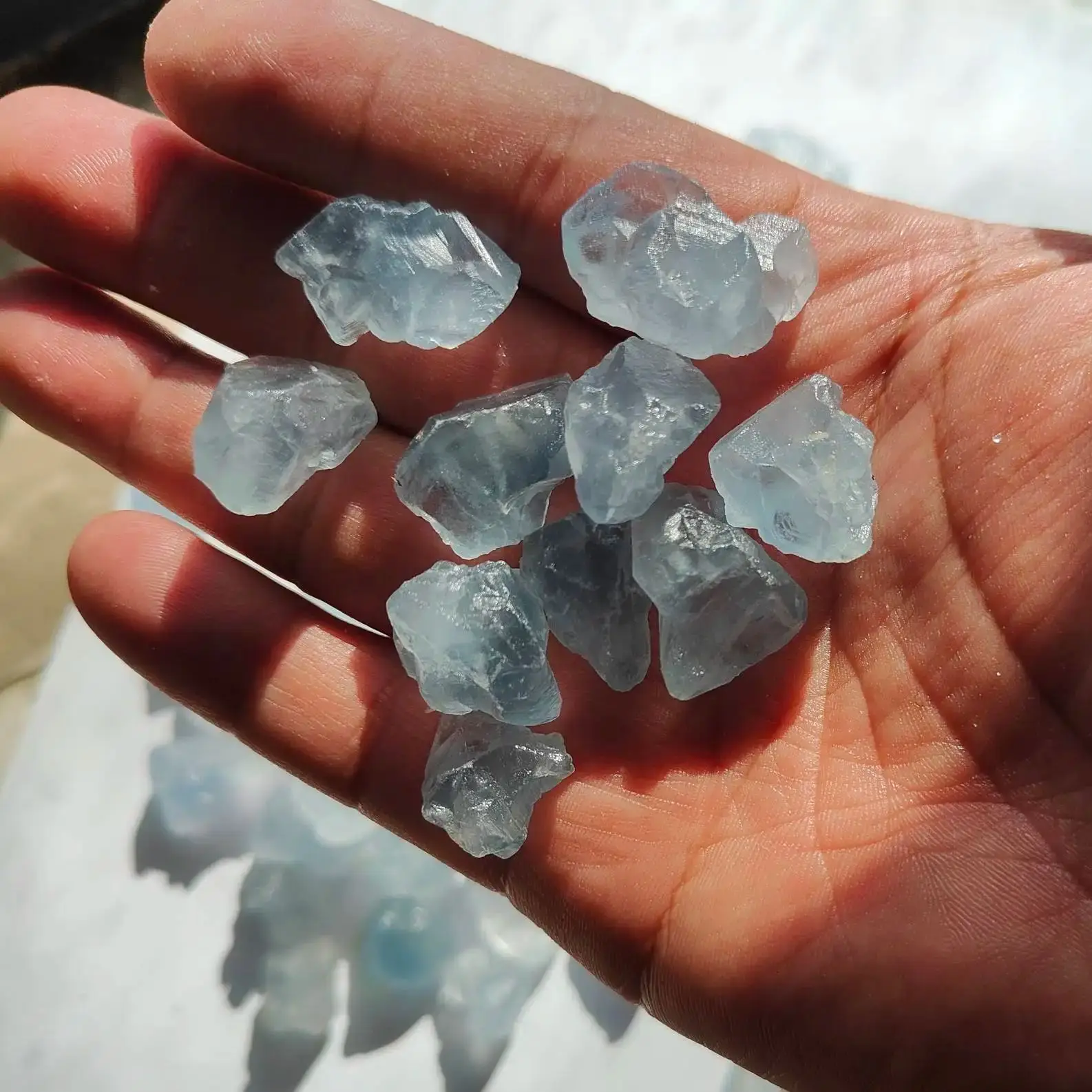 1kg/bag Natural Aquamarine Lapis Lazuli Raw Stone Chips Gravel Crystals Quartz Mineral Specimen Healing Gemstone Home Room Decor