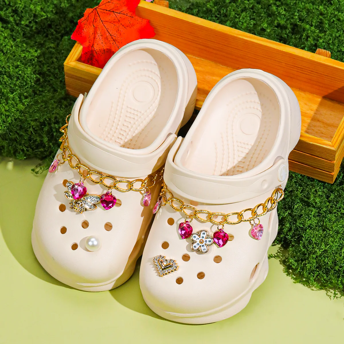 Kinder-Glitzer-Clogs, Leichte EVA-Gartenschuhe, Wasserdichte Rutschfeste Sandalen, Bequeme Slip-On Schuhe für Drinnen und Draußen 1214 – Detail 11