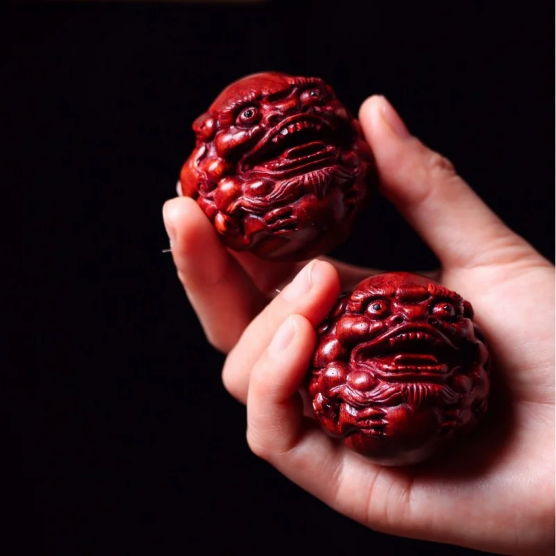 

Замбийский бальзаминовый сандаловый шарик Пи Сю для здоровья, ручной работы, маслянистый, легко приобретающий патину, размер 50 мм, для работы и игры.