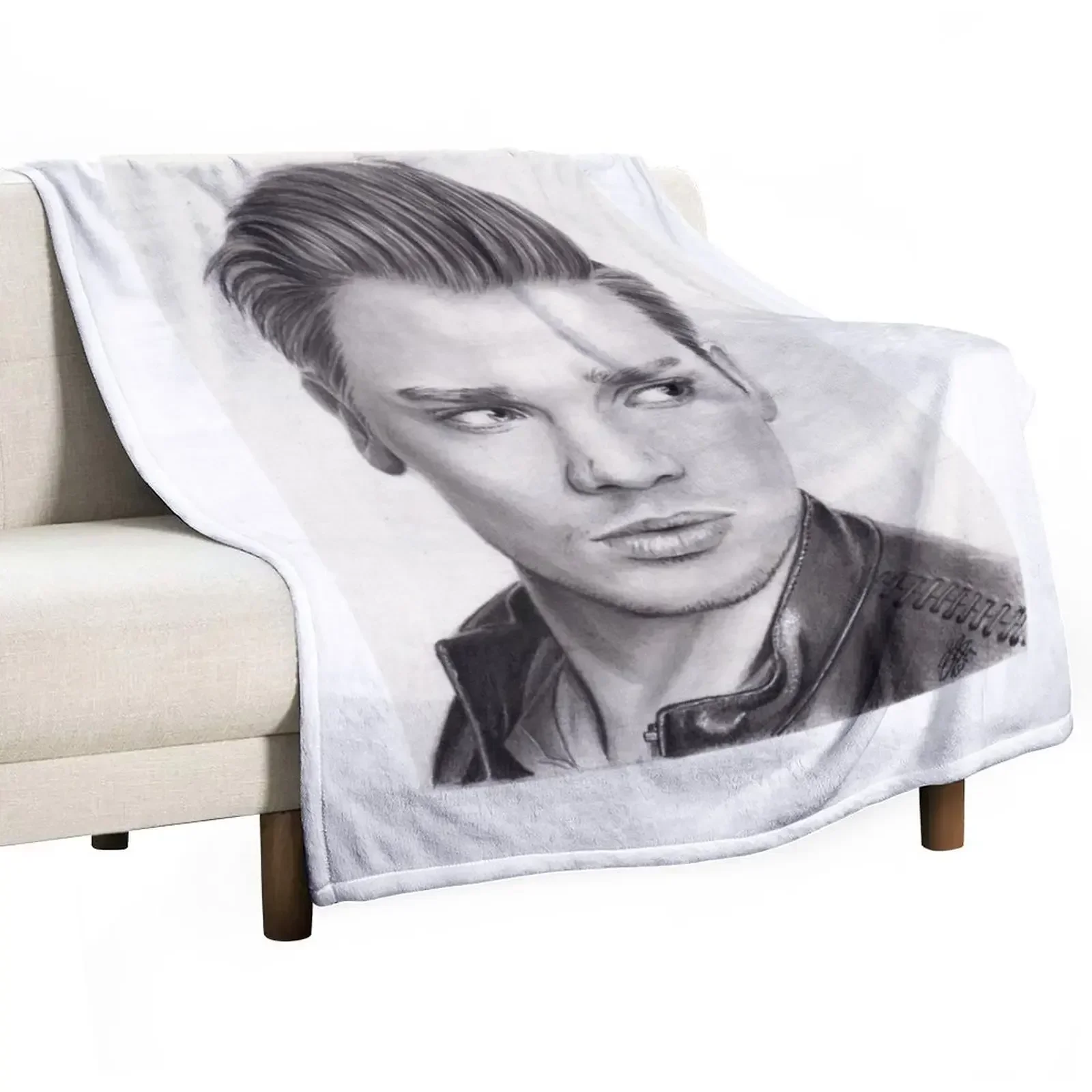 Dominic Sherwood Throw Blanket Luxury Throw Nap Blankets