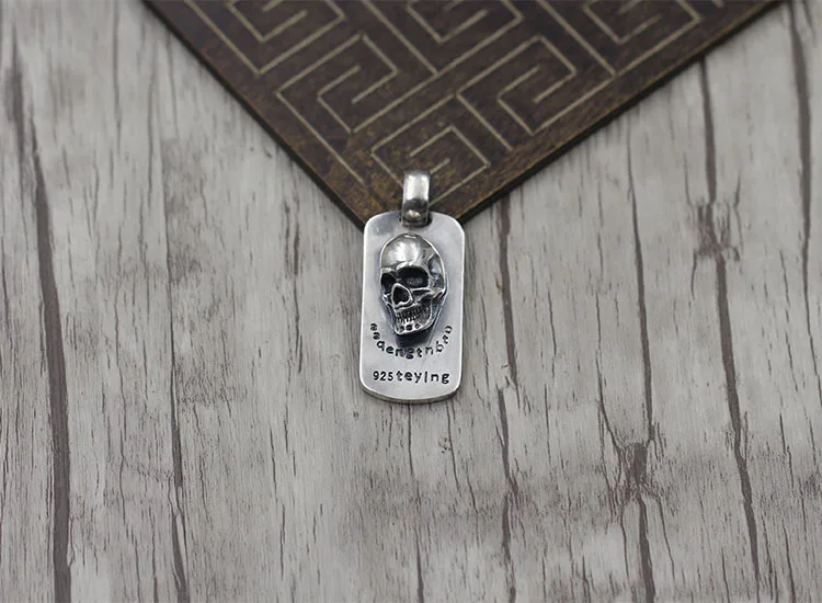 European and American Sterling Silver Skull Pendant Hanging Tag Punk Rock Style Vintage Necklace Thai Silver Dominant Army Tag P