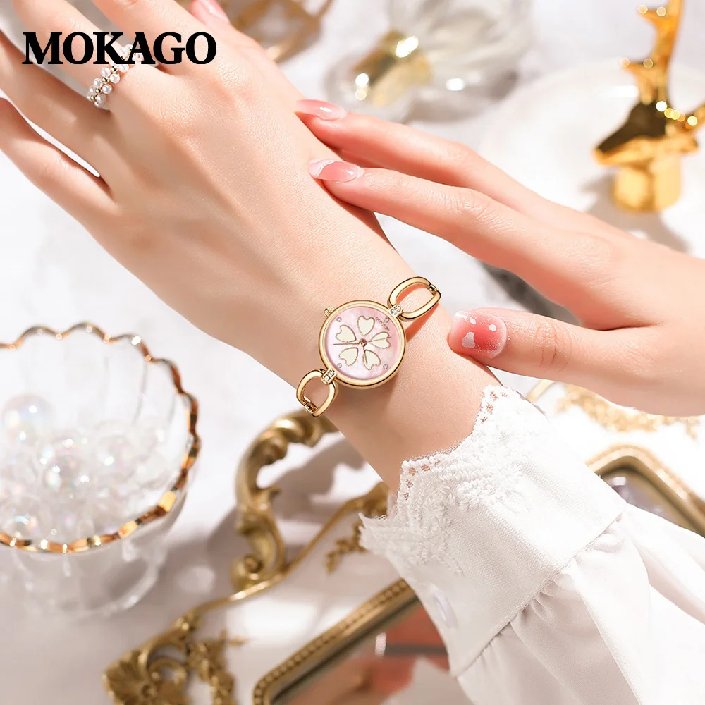 여성 패션 진주 시계 형광 다이얼 합금 스트랩 2025 럭셔리 숙녀 석영 손목 시계 품질 여성 다이아몬드 시계