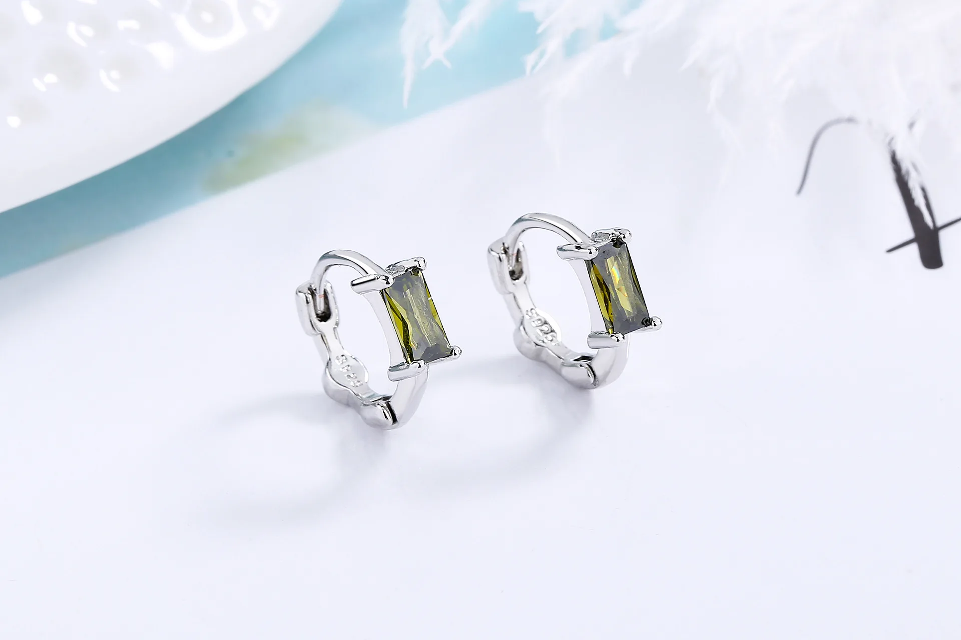 Huggies Earrings Purple white Green Blue Red Square Heart Silver Color Small Hoop Earrings for Women Girls Wedding Jewelry