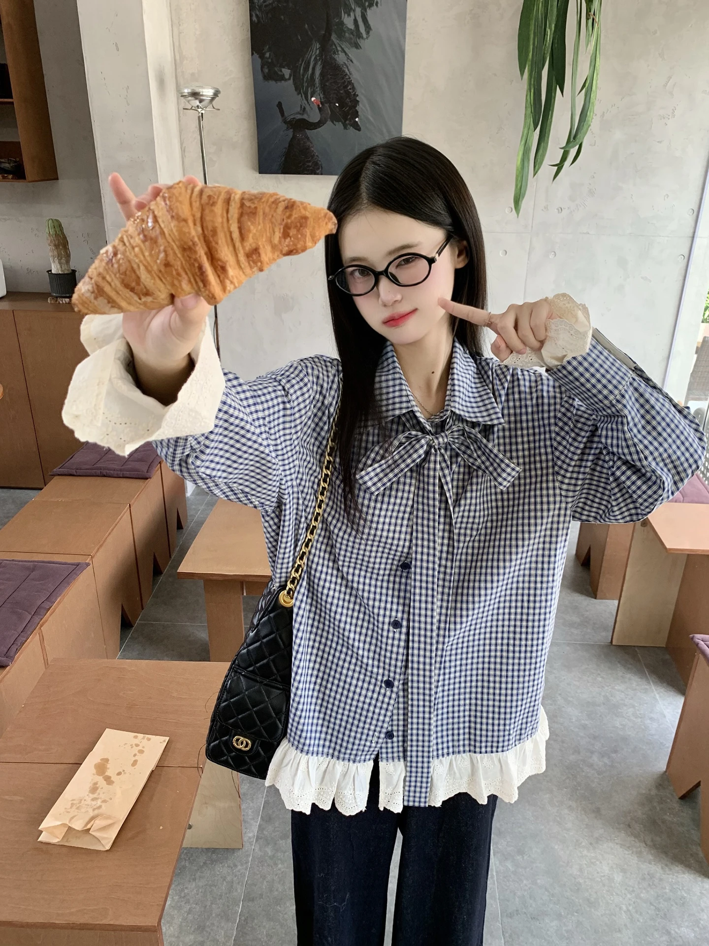 

Уникальная корейская женская блузка с кружевными вставками, дышащая, из хлопка, с отложным воротником, длинными рукавами, средней длины, для повседневной носки