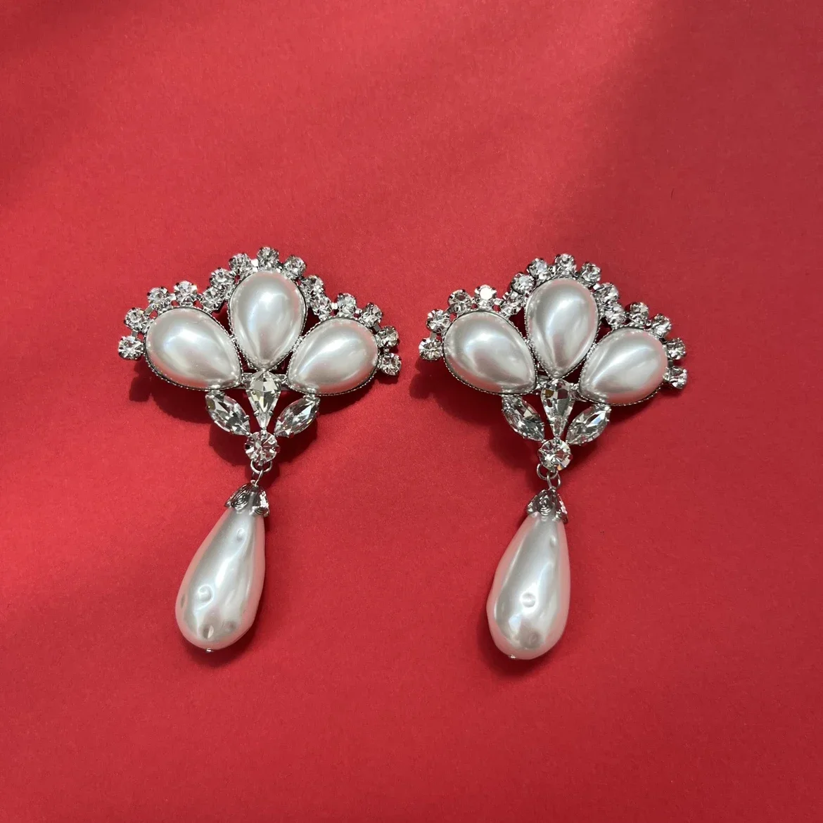 Europe Famous Designer Brand Pearl Crystal Flower Earrings Fashion Ear Clip Exquisite Gift Jewelry Trend