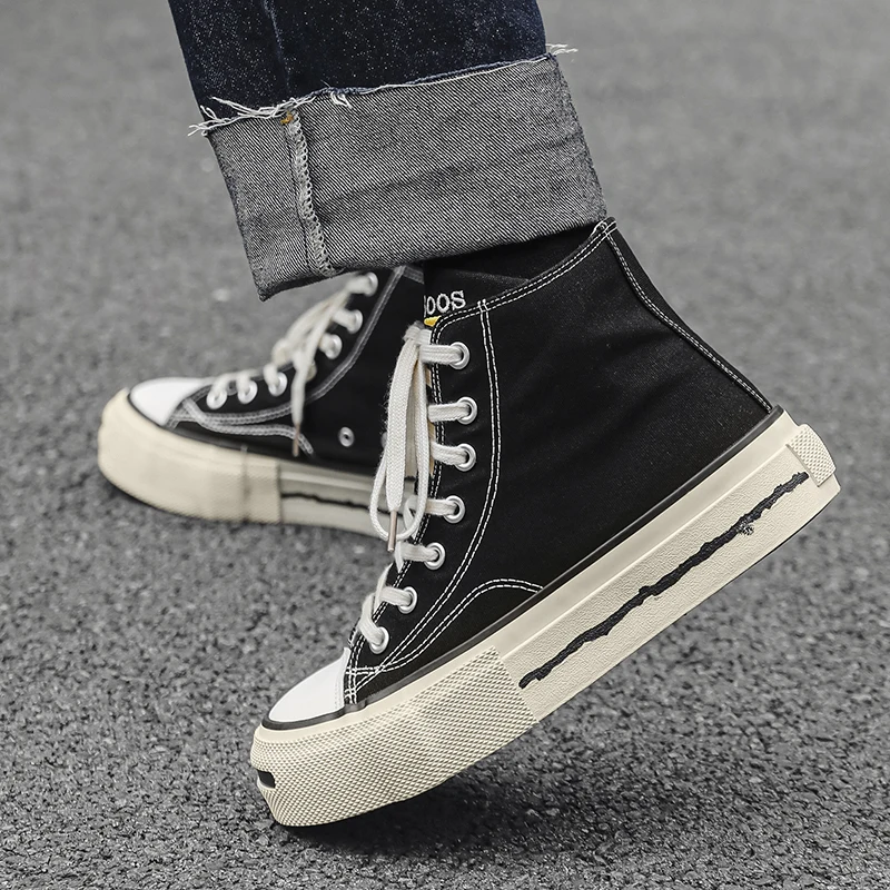 

2025 Новые высококачественные нишевые высокие удобные повседневные спортивные трендовые модные универсальные туфли для мужчин