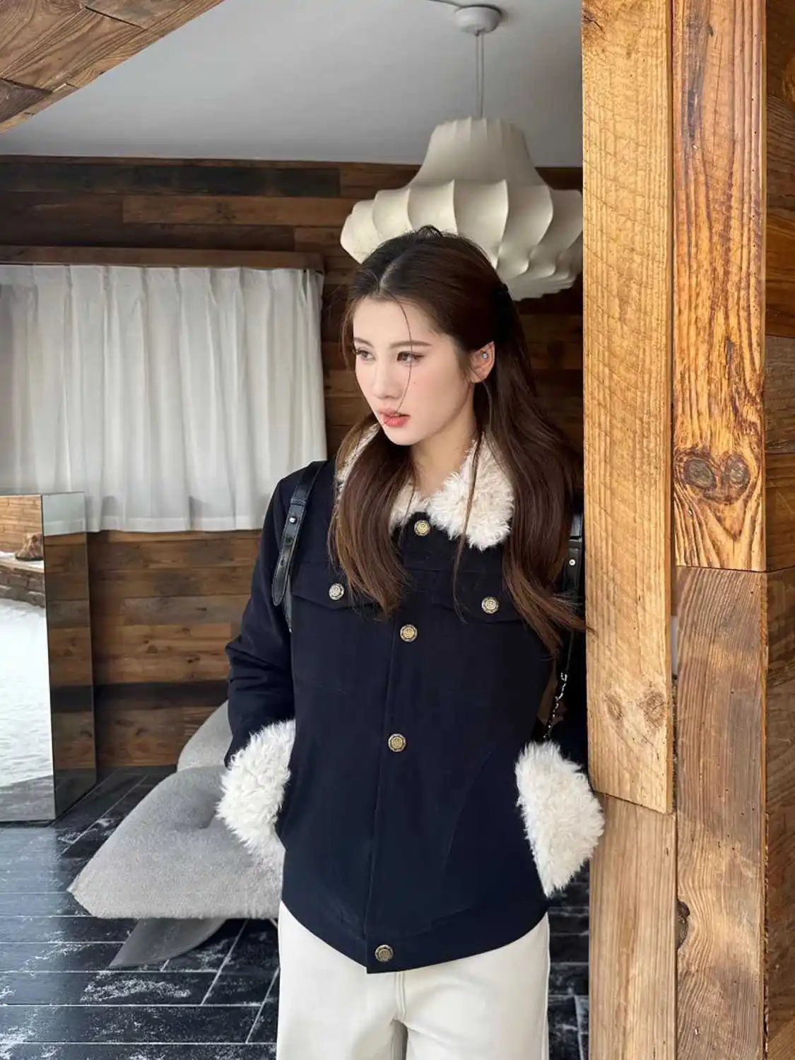Faux Lambswool Patchwork Short Quilted Cotton Jacket Coat Women Retro Slim Navy Blue Padded Coat Female Workwear Style Outerwear