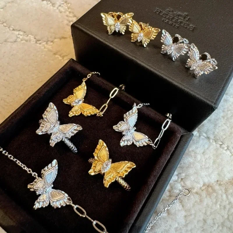 Light luxury wire drawing New in Court style romantic butterfly jewelry sets for women horse eye crystal necklace ring bracelet