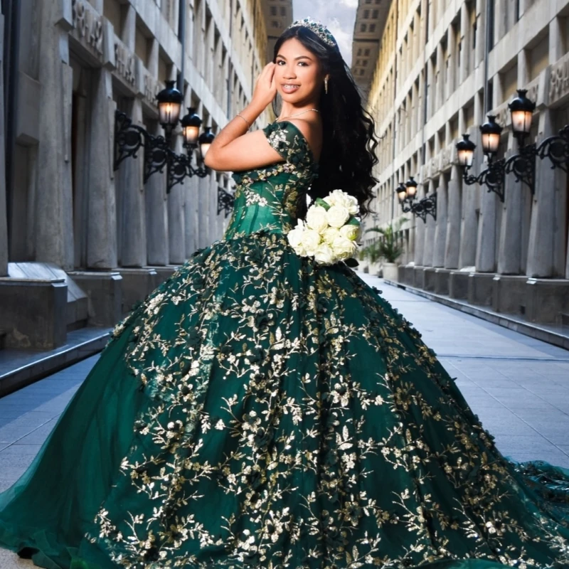 검은빛 녹색 킨세아녜라 드레스 오프숄더 볼 가운 스위트 16 드레스 골드 아플리케 꽃 비즈 튤 케이프 생일 파티