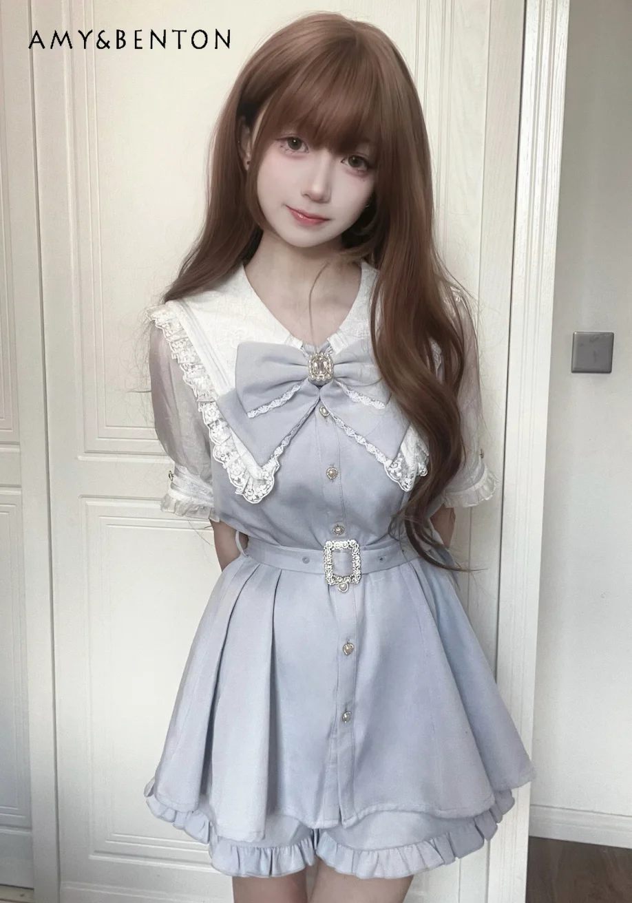 Subkultur Japanische Mine-Serie Masse produzierter Gürtel Slim Plaid Set Schleife Spitze Spleißen Langarm Kleid Shorts Goth Zweiteiliges Set