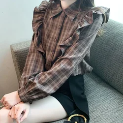 Lotus leaf shirt female autumn new retro fashion temperament casual loose plaid bubble sleeve gentle sweet long sleeve.