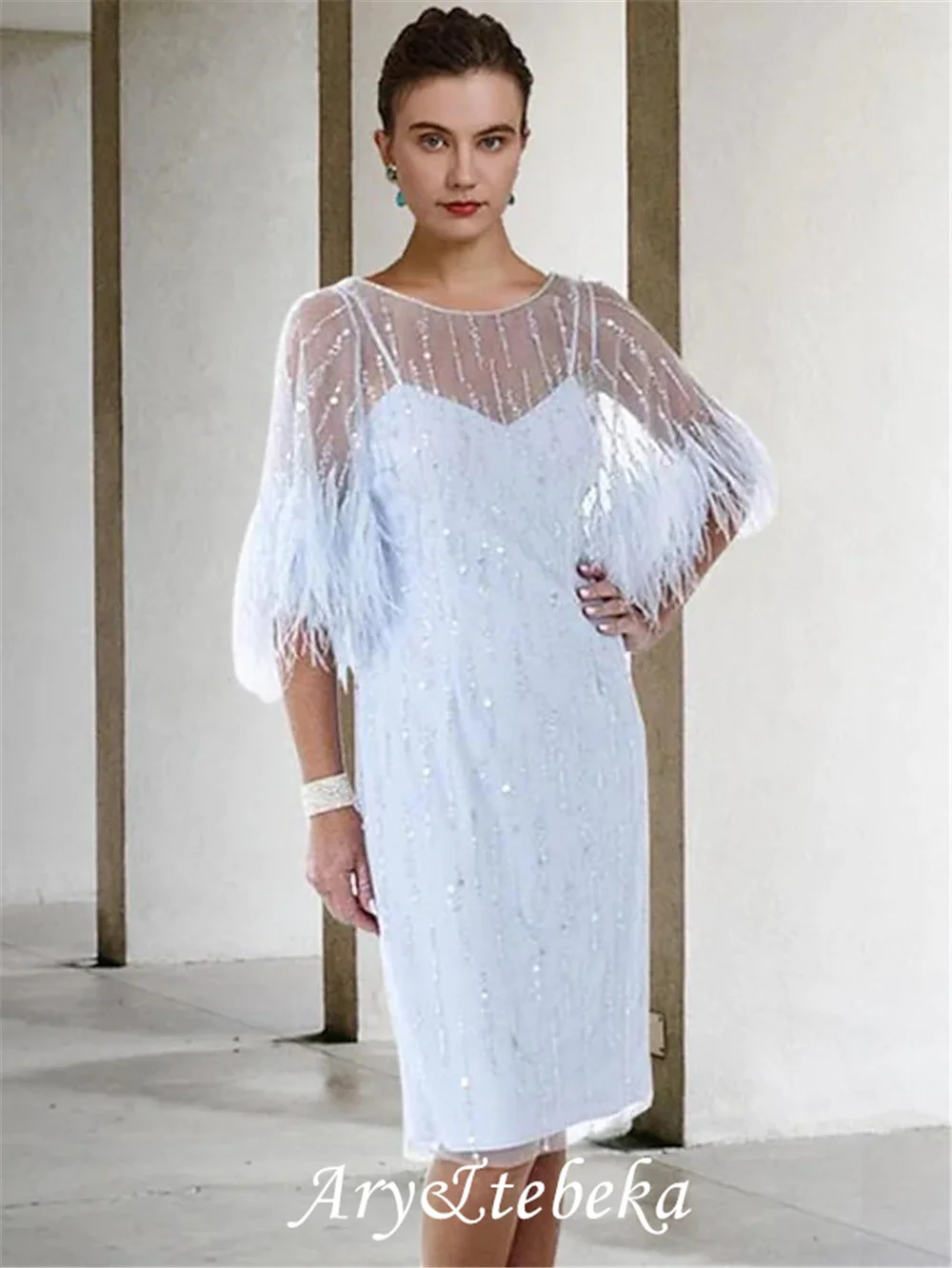 Mantel Mutter der Braut Kleid Elegante Sparkle Jewel Neck Knie Länge Stretch Chiffon-Halbe Hülse mit Feather Friesen Pailletten