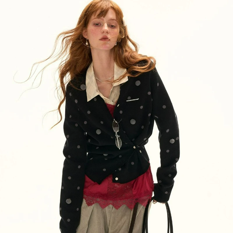 

Осень-зима 2026, новый модный тонкий вязаный свитер с длинными рукавами для женщин, шерстяной свитер в горошек с нерегулярной талией, кардиган