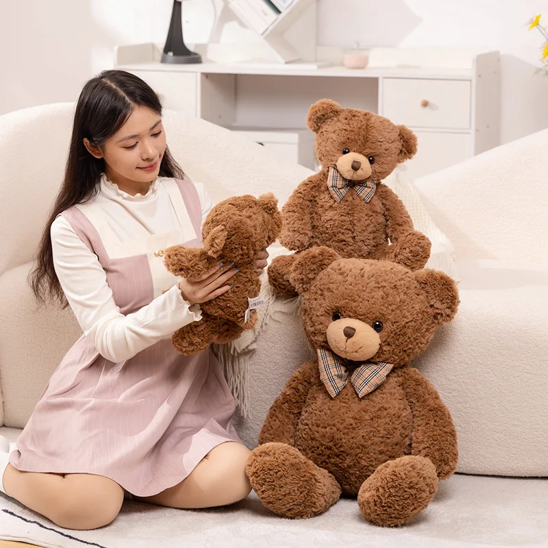 Kawaii Fliege Bär Puppe Plüschtier Braunes Umarmungskissen für Zuhause Wohnzimmer Schlafzimmer Geburtstagsgeschenk Weicher Stoffbär