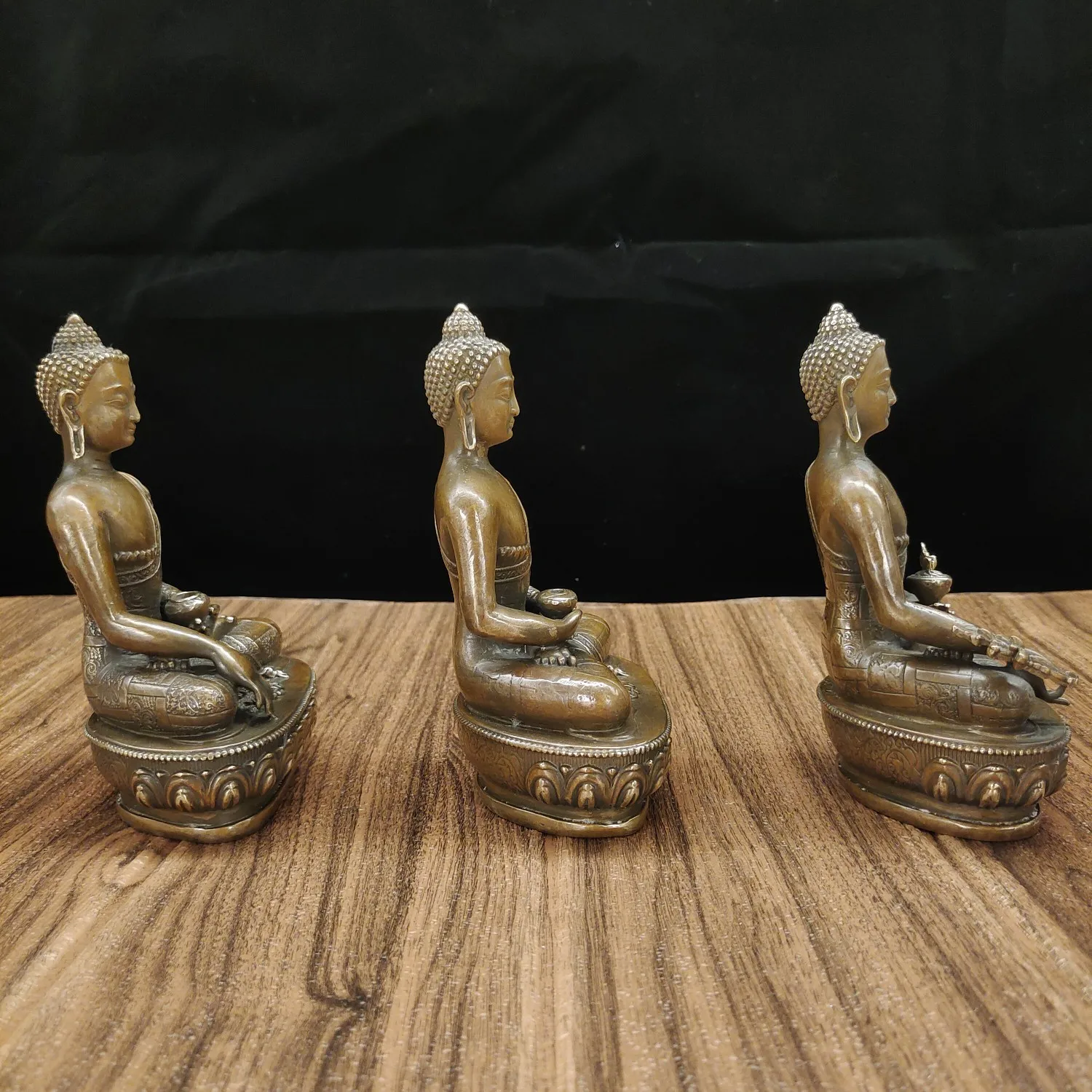 Sakyamuni Bronze Statue Carrying Buddha Xizang Home Desktop Sakyamuni Medicine Master Buddha