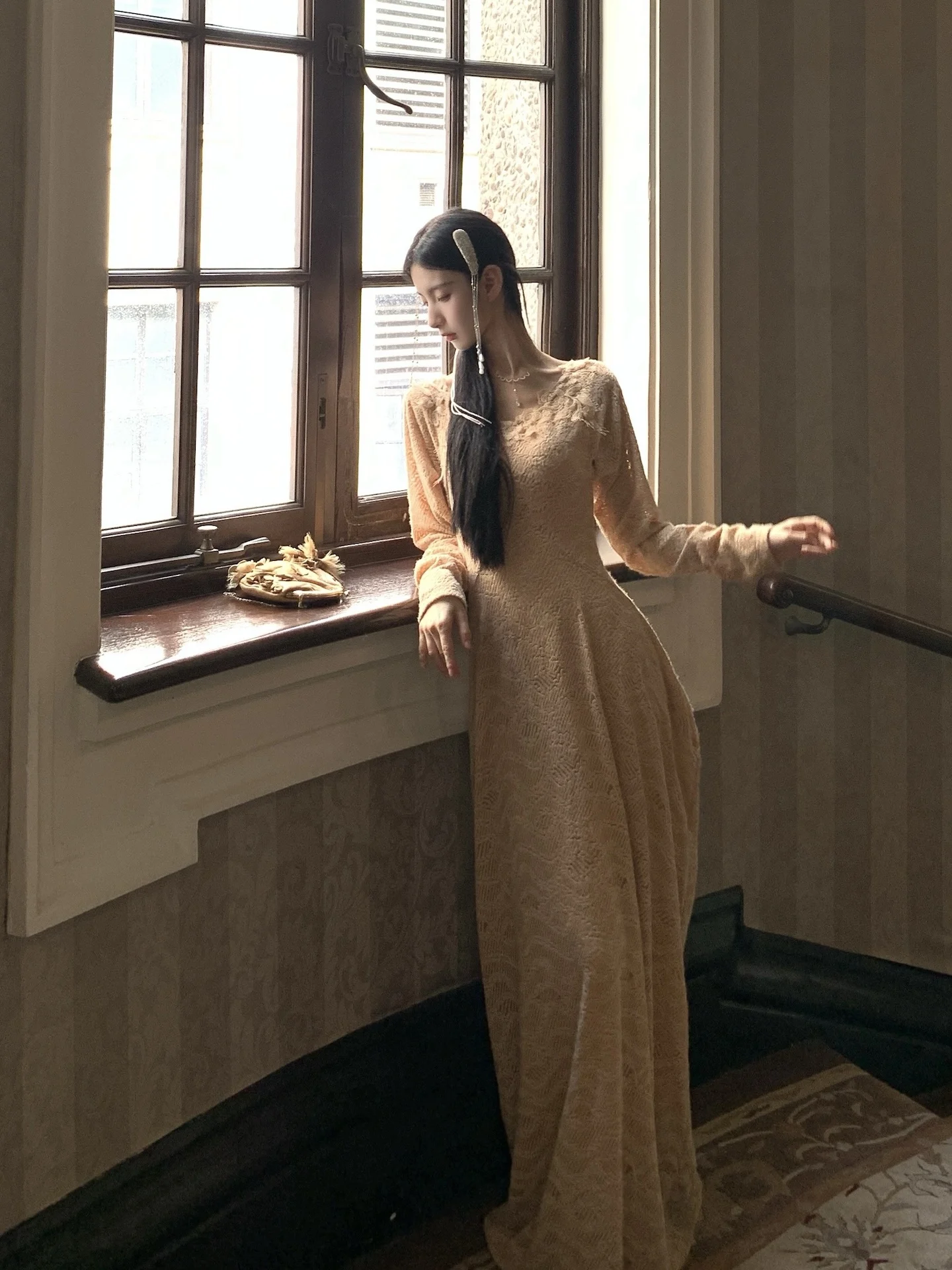 Ele Long Dr Lace Pa…